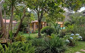 Hostal Cabañas Ave Maria